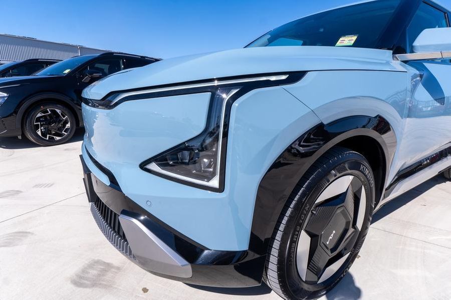 2024 Kia EV5 Earth Auto AWD MY25 Photo 11