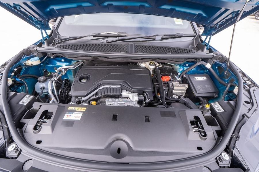 2024 Peugeot 3008 GT Premium Hybrid Auto MY25 Photo 11