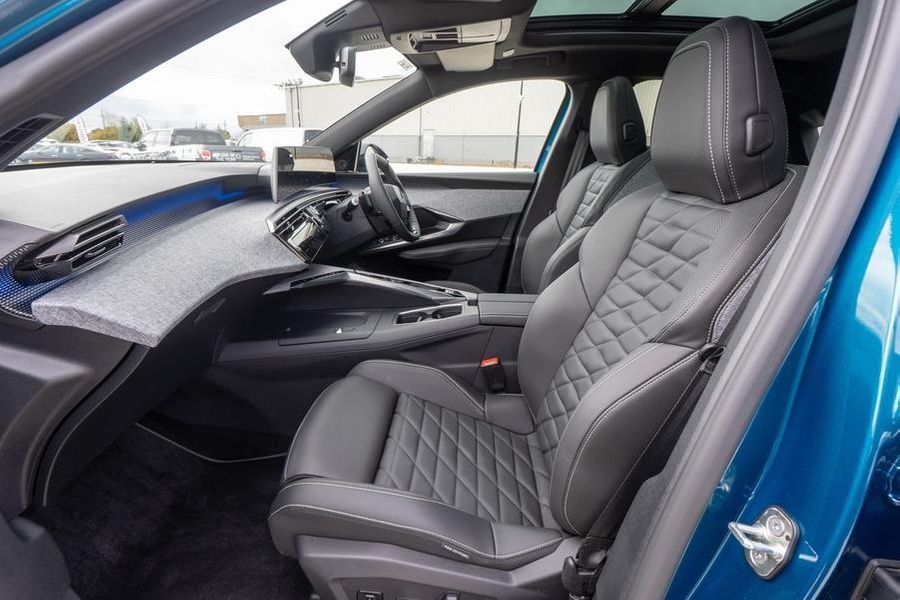 2024 Peugeot 3008 GT Premium Hybrid Auto MY25 Photo 26