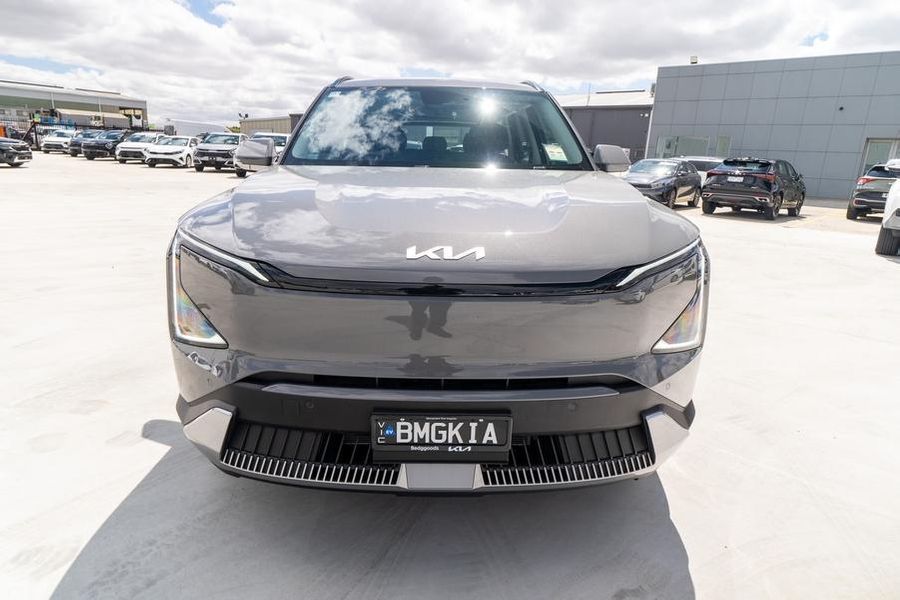 2024 Kia EV5 Air Standard Range Auto MY25 Photo 2