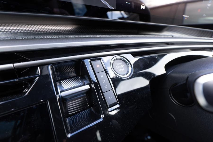 2025 Peugeot 5008 GT Premium Hybrid Auto MY25 Photo 34