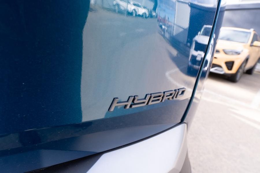 2025 Peugeot 5008 GT Premium Hybrid Auto MY25 Photo 13
