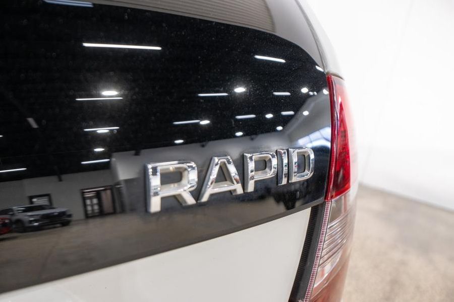 2015 SKODA Rapid Auto MY16 Photo 11
