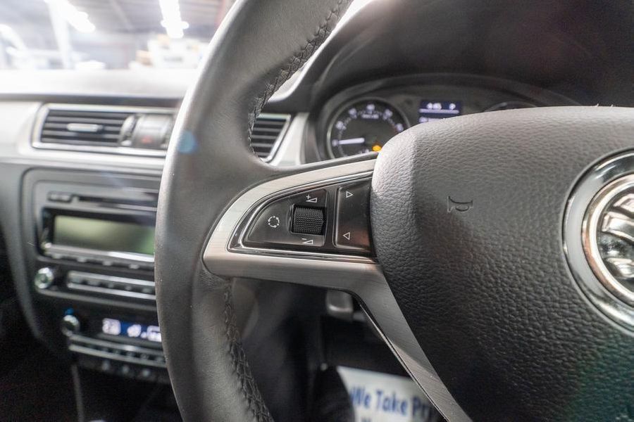 2015 SKODA Rapid Auto MY16 Photo 23