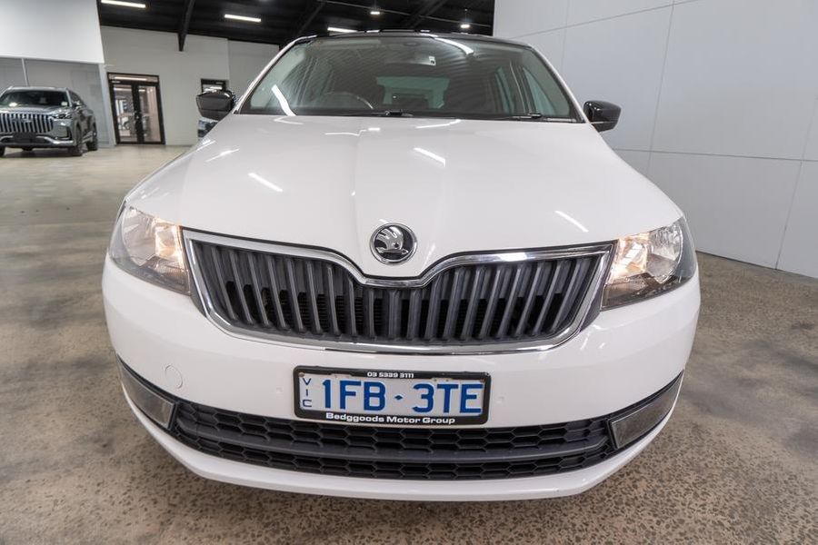 2015 SKODA Rapid Auto MY16 Photo 2