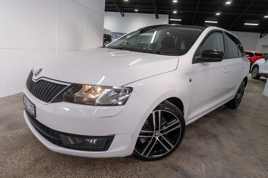 2015 SKODA Rapid Auto MY16 Photo 1
