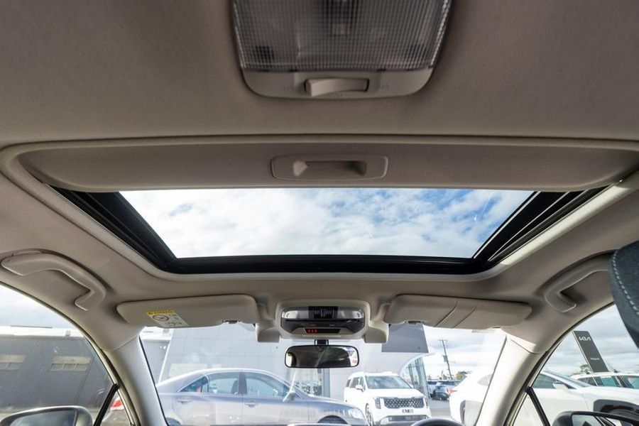 2018 Subaru Impreza 2.0i Premium G5 Auto AWD MY18 Photo 18