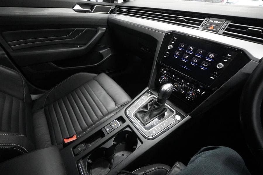 2020 Volkswagen Passat 140TSI Business B8 Auto MY20 Photo 17