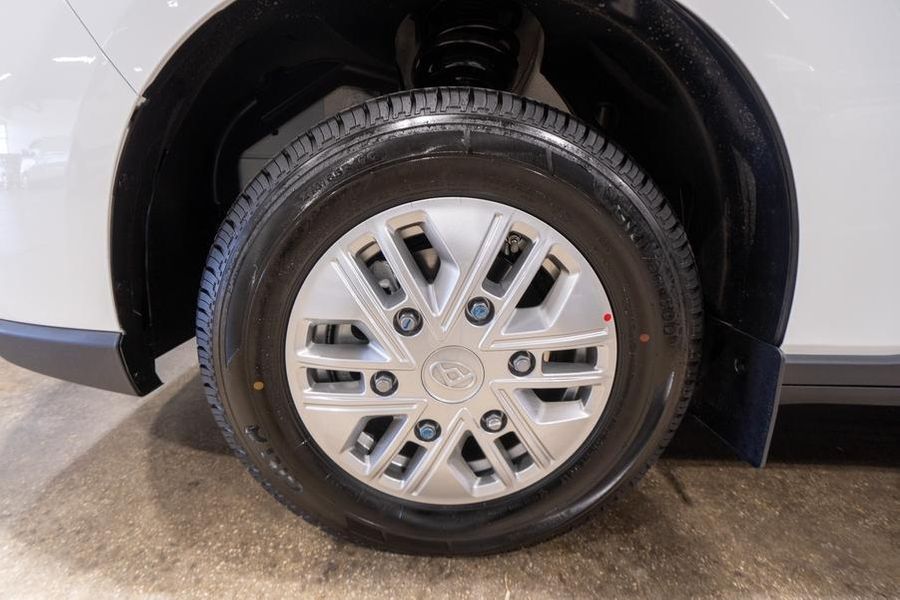 2024 LDV Deliver 7 LWB Auto Photo 8