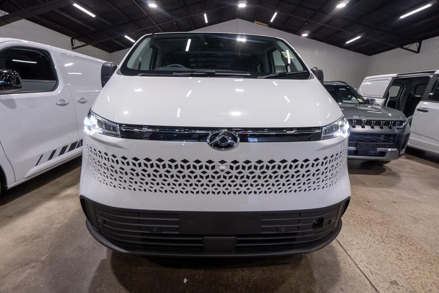 2024 LDV Deliver 7 LWB Auto Photo 1