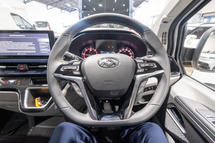 2024 LDV Deliver 7 LWB Auto Photo 17