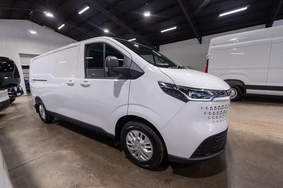 2024 LDV Deliver 7 LWB Auto Photo 3