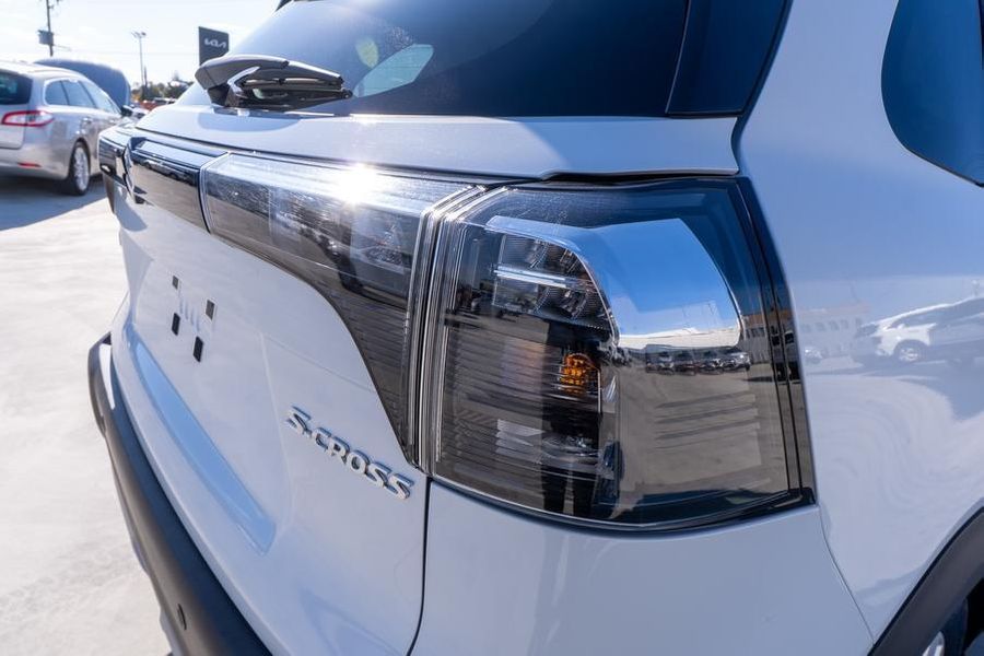 2023 Suzuki S-Cross GL+ Auto 4WD Photo 13