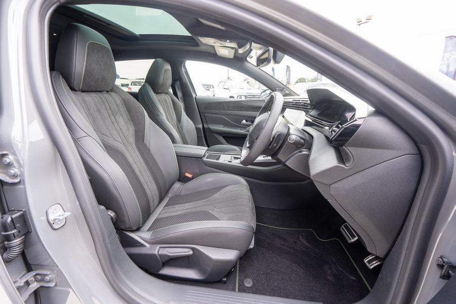 2025 Peugeot 308 GT Hybrid Auto MY25 Photo 15