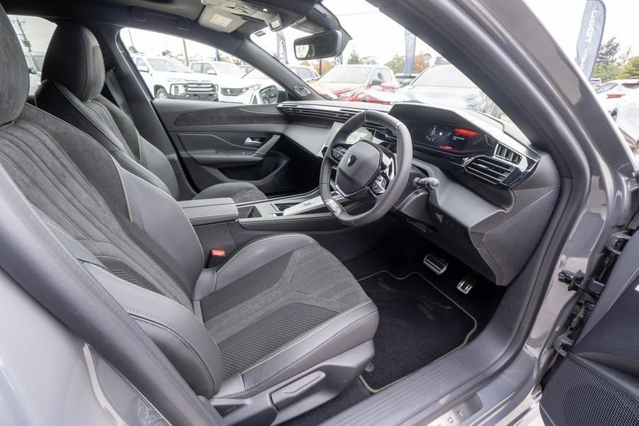 2025 Peugeot 308 GT Hybrid Auto MY25 Photo 14