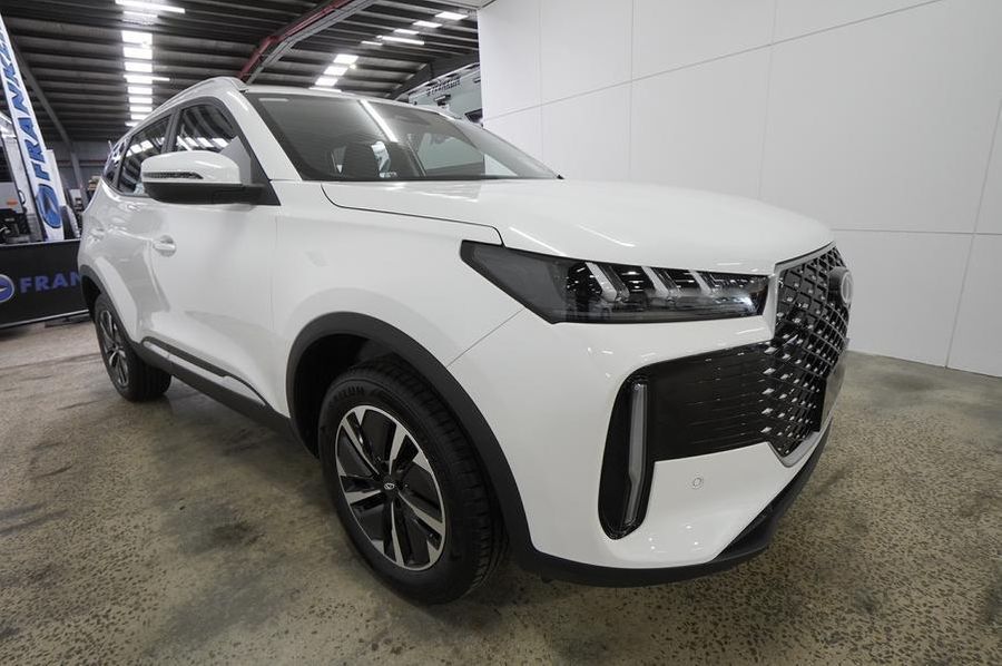 2025 Chery Tiggo 4 Hybrid Ultimate Auto 2WD MY26 Photo 3