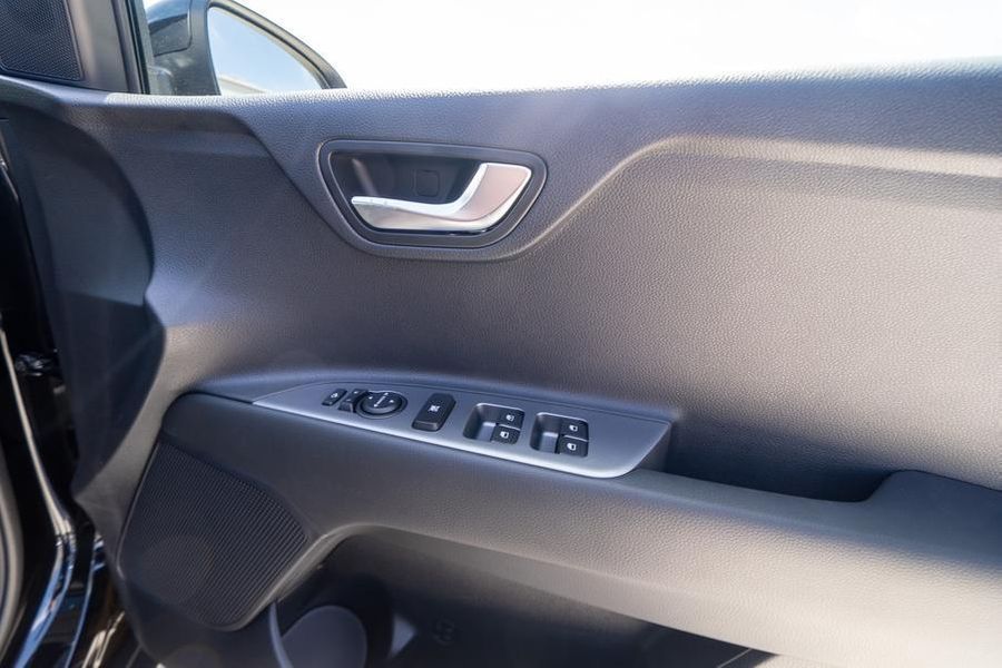 2025 Kia Stonic GT-Line Auto FWD MY25 Photo 16