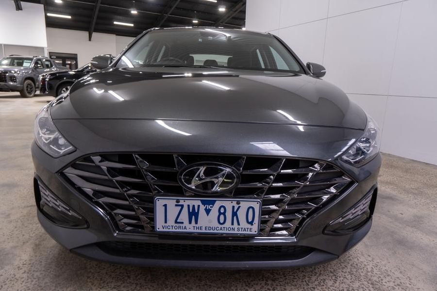 2021 Hyundai i30 Active Auto MY22 Photo 2