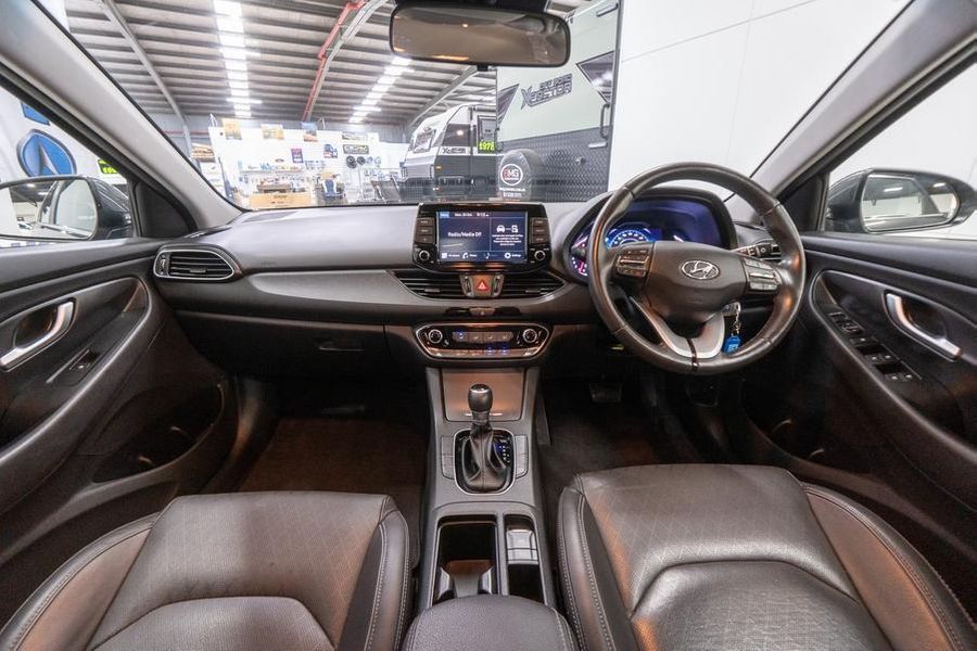 2021 Hyundai i30 Active Auto MY22 Photo 17