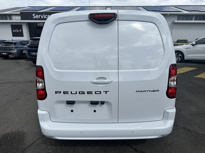 2024 Peugeot Partner Premium LWB Auto MY25 Photo 6