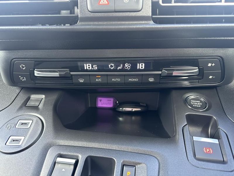 2024 Peugeot Partner Premium LWB Auto MY25 Photo 23
