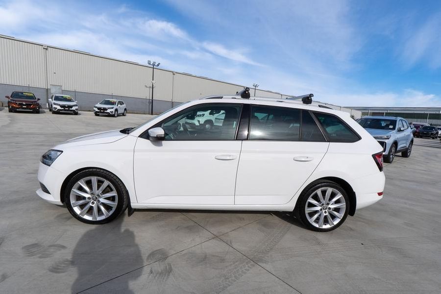 2019 SKODA Fabia 81TSI Auto MY19 Photo 3