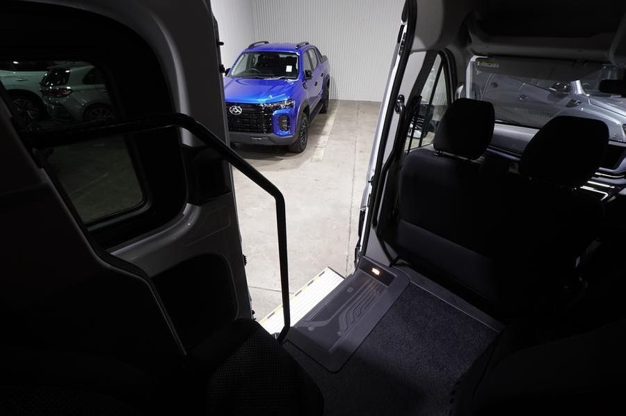 2025 LDV Deliver 9 LWB Auto MY24 Photo 41