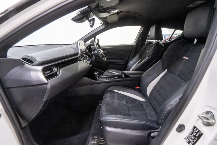 2020 Toyota C-HR GR Sport Auto 2WD Photo 22