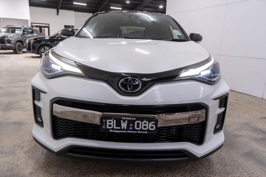 2020 Toyota C-HR GR Sport Auto 2WD Photo 2