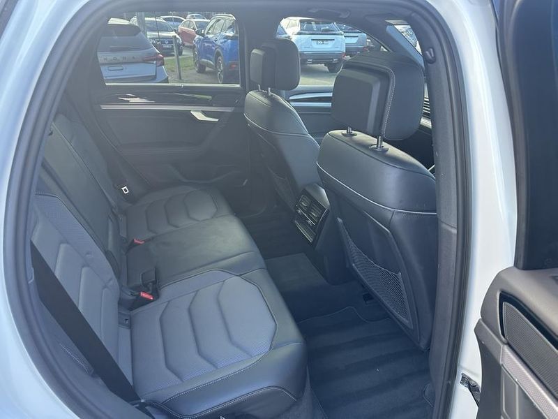 2022 Volkswagen Touareg 210TDI R-Line CR Auto 4MOTION MY23 Photo 11