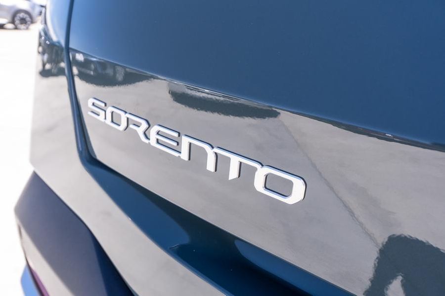 2025 Kia Sorento GT-Line Auto AWD MY25 Photo 13