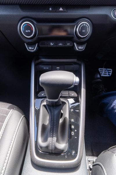 2025 Kia Stonic GT-Line Auto FWD MY25 Photo 25