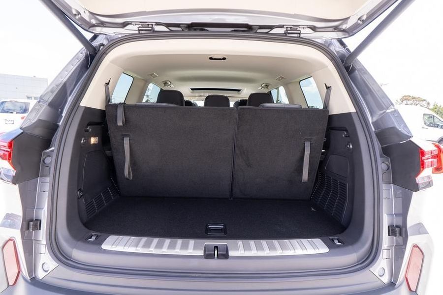 2025 LDV D90 Executive Auto 4x4 MY25 Photo 21