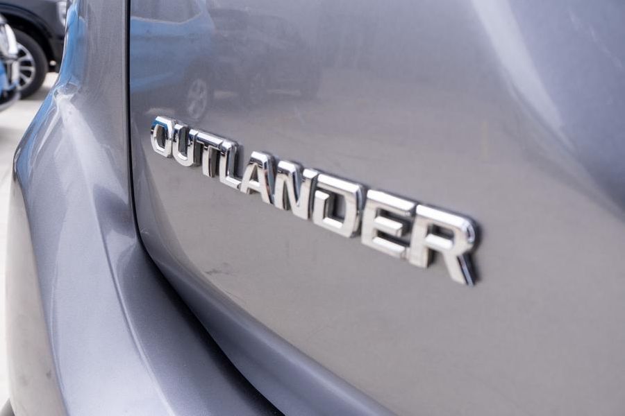 2019 Mitsubishi Outlander ES ZL Auto 2WD MY20 Photo 10