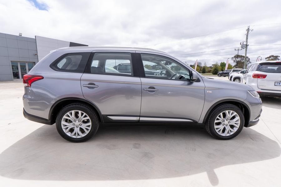 2019 Mitsubishi Outlander ES ZL Auto 2WD MY20 Photo 7
