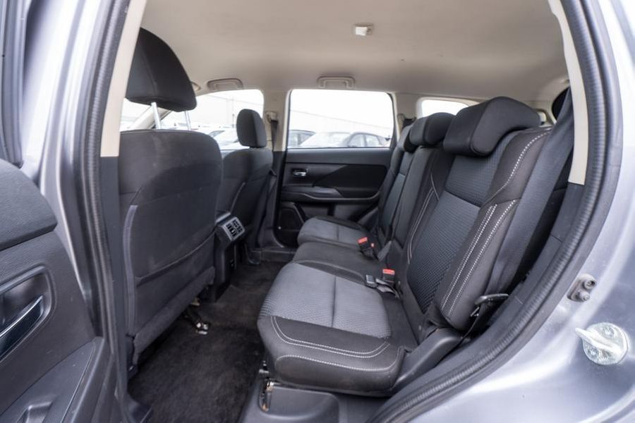2019 Mitsubishi Outlander ES ZL Auto 2WD MY20 Photo 17