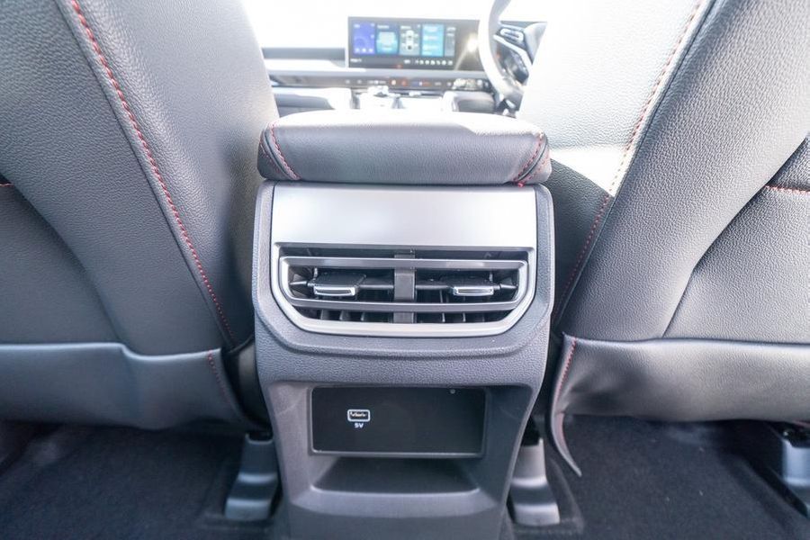 2025 LDV T60 Max PLUS Auto 4x4 MY25 Dual Cab Photo 20