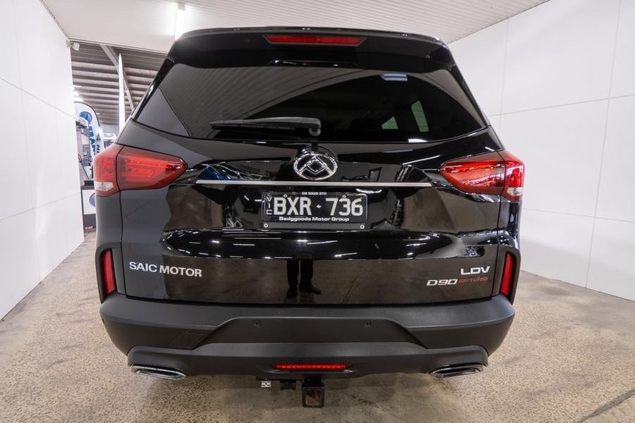 2021 LDV D90 Executive Auto 4x4 Photo 5