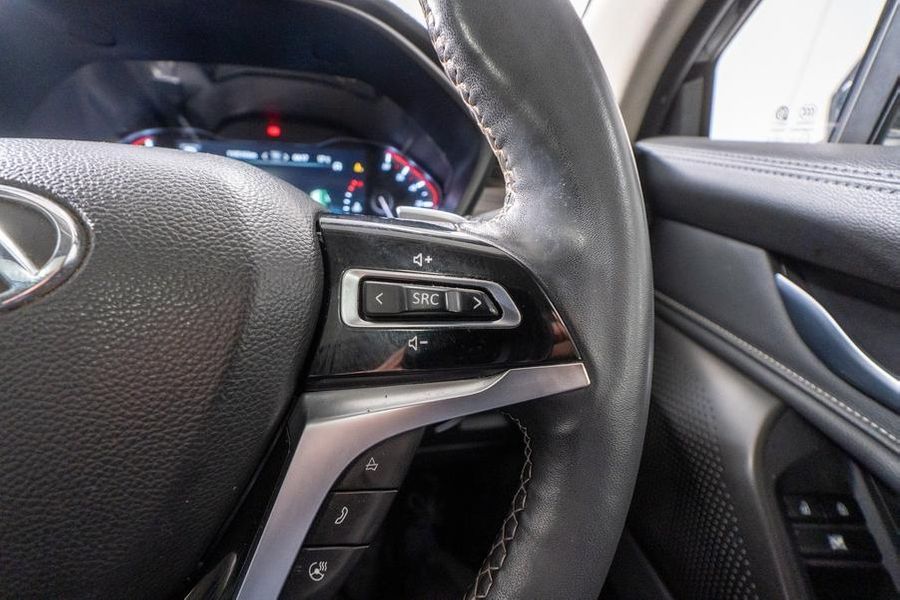 2021 LDV D90 Executive Auto 4x4 Photo 28