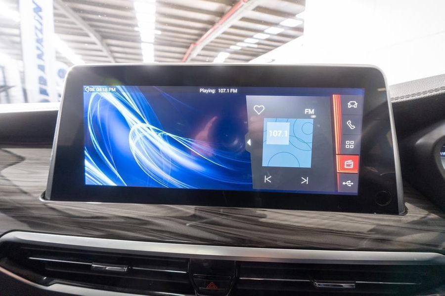 2021 LDV D90 Executive Auto 4x4 Photo 32