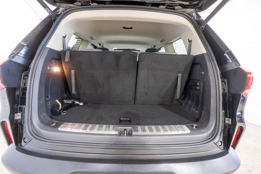 2021 LDV D90 Executive Auto 4x4 Photo 21
