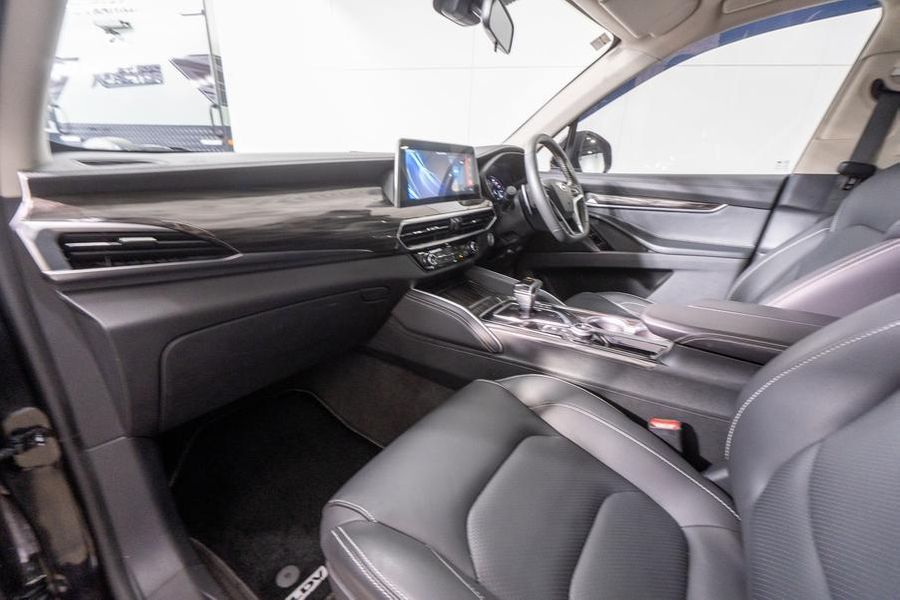 2021 LDV D90 Executive Auto 4x4 Photo 25