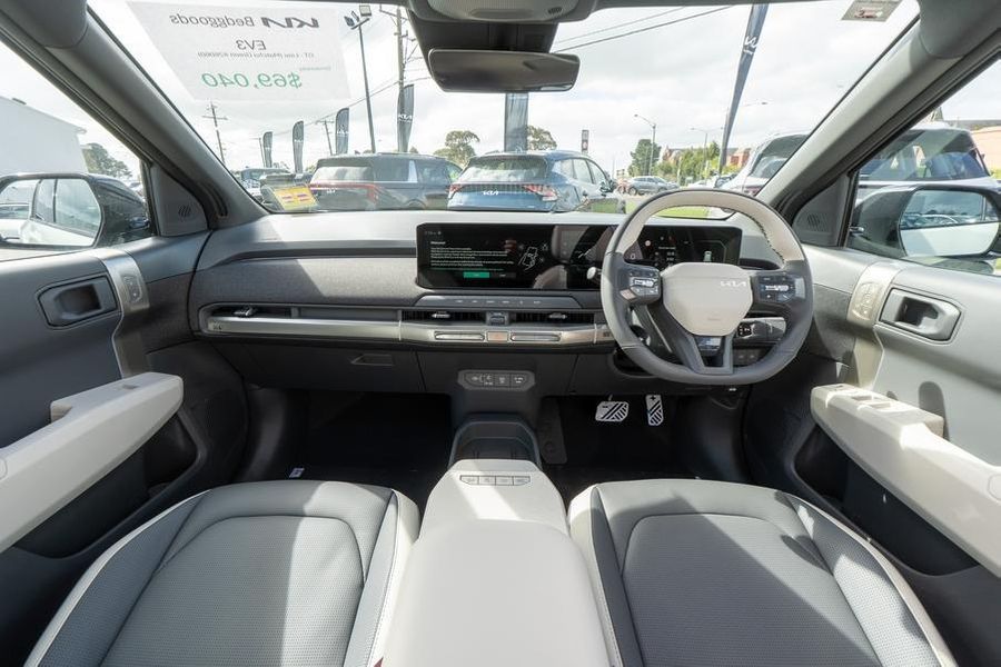 2025 Kia EV3 GT-Line Long Range Auto 2WD MY25 Photo 17