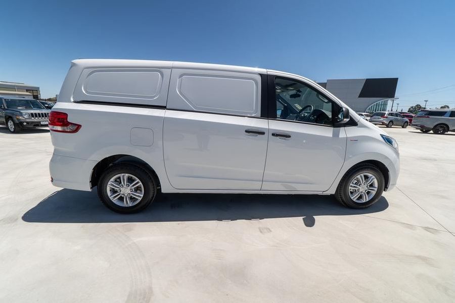 2024 LDV G10 + Auto MY24 Photo 8