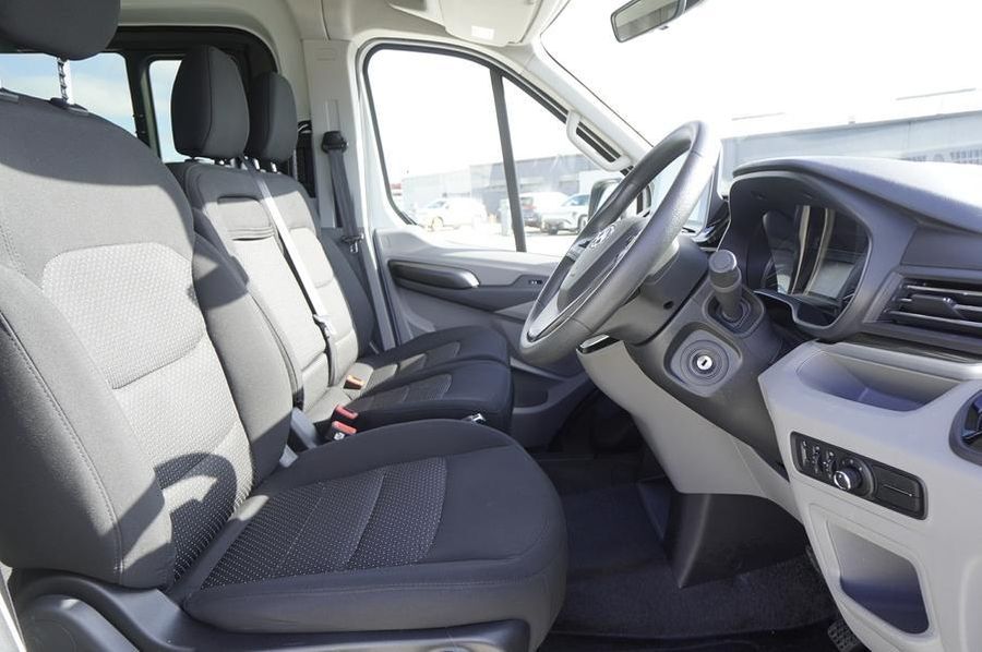 2023 LDV Deliver 9 Medium Wheelbase Auto Photo 11