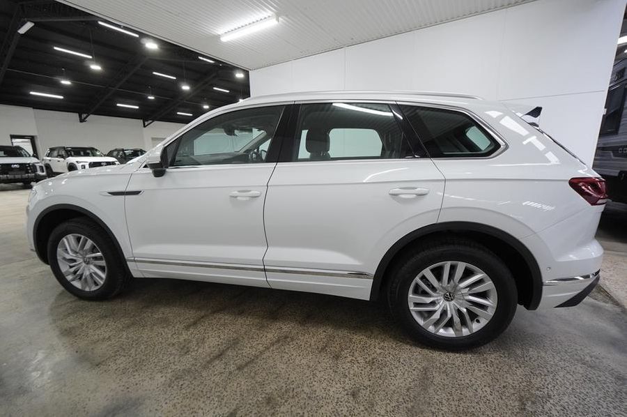 2022 Volkswagen Touareg 170TDI CR Auto 4MOTION MY23 Photo 9