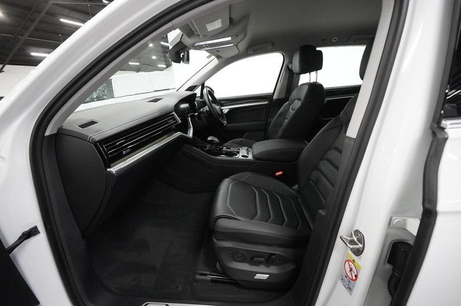 2022 Volkswagen Touareg 170TDI CR Auto 4MOTION MY23 Photo 26