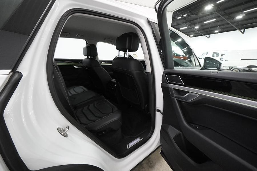 2022 Volkswagen Touareg 170TDI CR Auto 4MOTION MY23 Photo 30