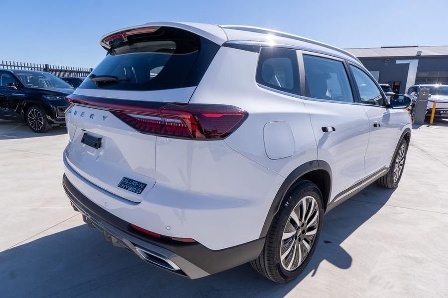 2025 Chery Tiggo 8 Super Hybrid Urban Auto MY26 Photo 6