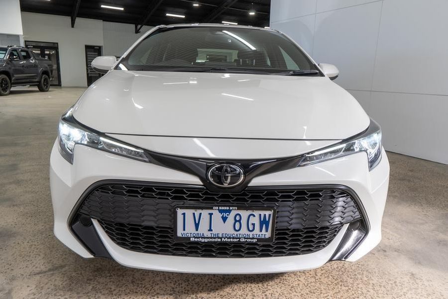2018 Toyota Corolla Ascent Sport Auto Photo 2
